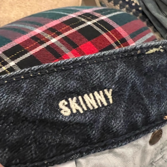 Skinny Jeans - Picture 3 of 4